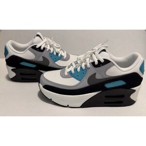 Nike Air Max LV9 Women's Size 8.5 in Laser Blue (FD4328-103)